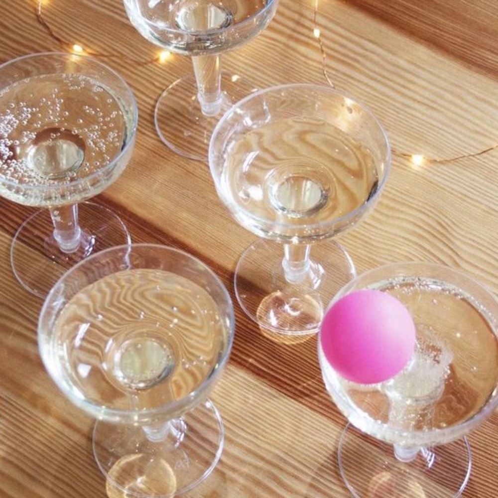 BNIB Prosecco pong game
